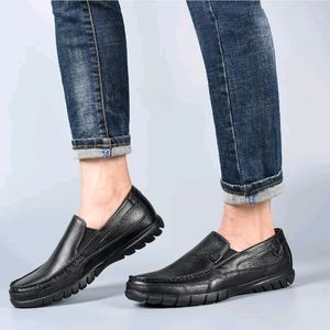 FIEEIF Mens Genuine Leather Slip On Shoes Handsewn Moccasins Comfortable Slip Re